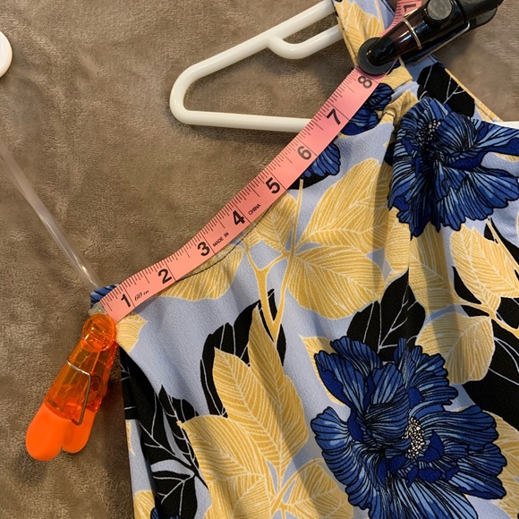 Blue/Yellow Halter Top - Picture 10 of 11